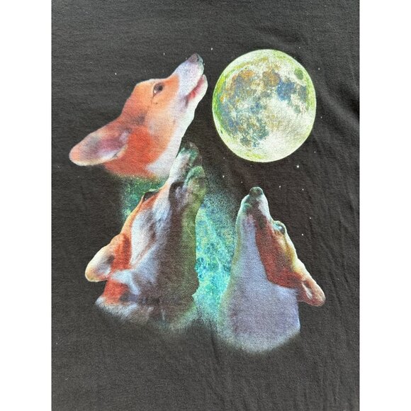 Port & Company Ladies Medium Black T-Shirt With Coyotes & Moon Graphic - Picture 3 of 6